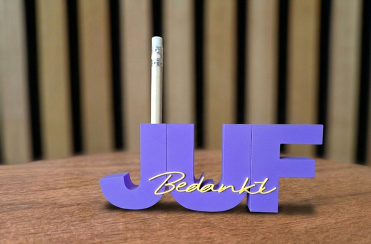 Potloodhouder bedankt juf