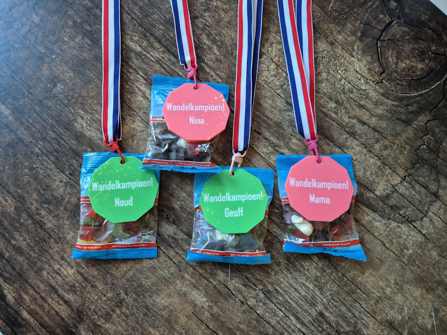 Gepersonaliseerd medaille Wandelkampioen met snoepzakje