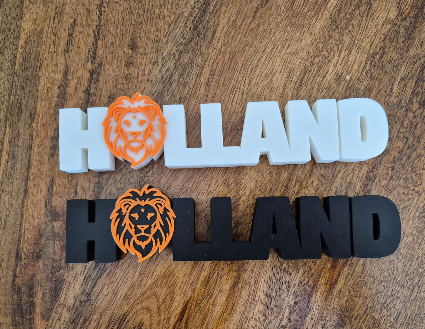 WOORDBEELD HOLLAND MET LEEUW WIT
